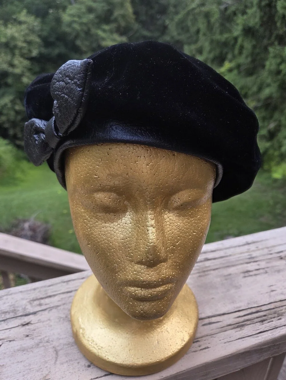 Vintage Velvet Beret with Leather Bow Trim